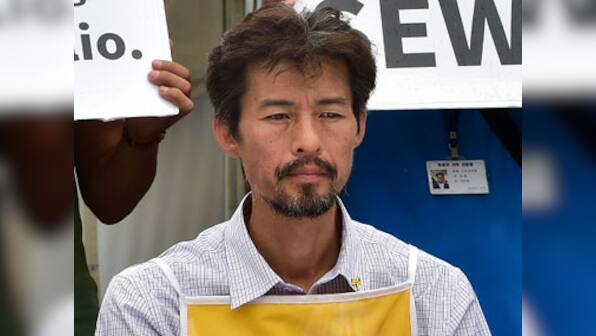 South Korea ferry disaster: Victim's father gives up hunger strike