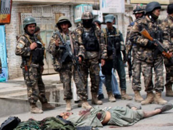 Afghanistan: Taliban suicide bomber kills six soldiers in Kabul