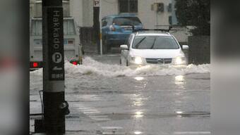 Typhoon Halong hammers Japan, leaves 10 dead