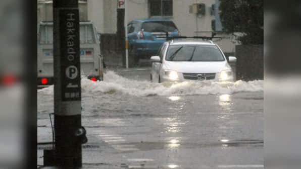 Typhoon Halong hammers Japan, leaves 10 dead