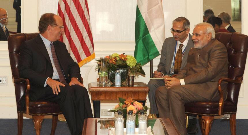The Chairman and Chief Executive Officer of BlackRock, Mr. Laurence Douglas Fink meeting the Prime Minister, Shri Narendra Modi, in New York on September 29, 2014. PIB