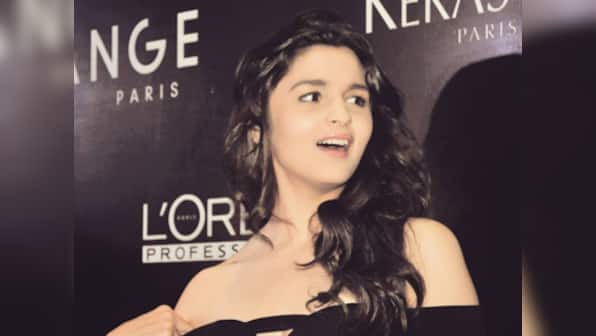 Alia Bhatt prefers chilling in pyjamas at home to candlelight dates