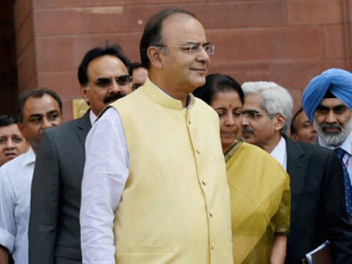 2015 is not 2012:  The fiscal deficit shouldn't be FM's main worry now