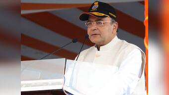 Man tries to dupe bank posing as friend of Jaitley's son, held
