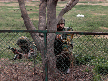 Govt to train dogs to help CRPF fight Naxals Govt to train dogs to help CRPF fight Naxals