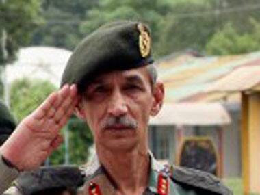 Northern Army chief Lt Gen DS Hooda visits curfew-bound Rajouri