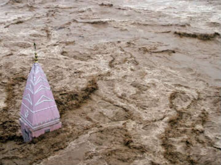 J&K floods: How Twitter, Facebook are helping the military in their rescue ops