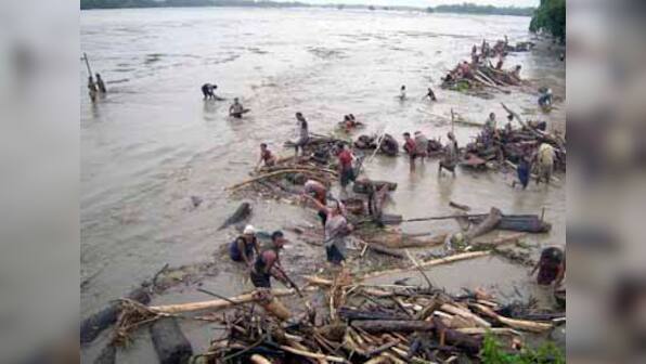 Over four lakh stranded in flood-hit Jammu and Kashmir even as water levels recede