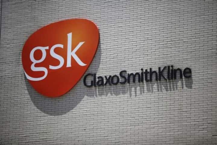 China fines drugmaker GSK record $489 mn in bribery case, sentences executives China fines drugmaker GSK record $489 mn in bribery case, sentences executives