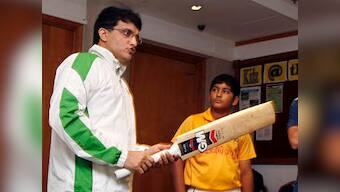 England should attack spinners and force them to change tactics, says Ganguly