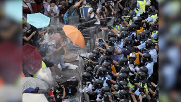 Hong Kong Pro-Democracy Movement: Police use tear gas on protesters 