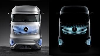 Daimler unveils its self-driving Mercedes-Benz Future Truck 2025