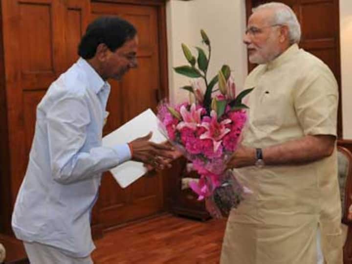 Telangana CM meets PM, discusses household survey issue