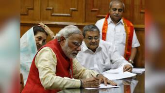 PM Modi to hold meet to review progress of Aadhaar on Saturday