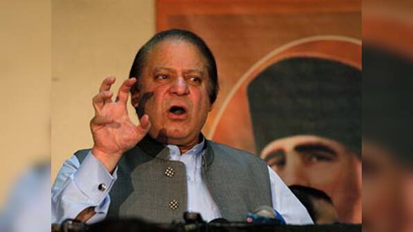 Amid border tension, Nawaz Sharif meets civil, military leaders
