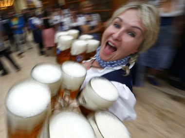 Munich Oktoberfest: One million visitors consume one million litres of beer in two days Munich Oktoberfest: One million visitors consume one million litres of beer in two days