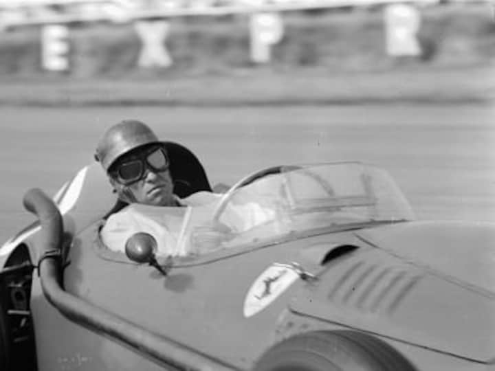 Italian GP: When Collins gifted his car and title to championship-rival Fangio