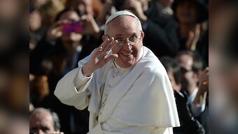 Holy S**t! Man hangs up on Pope Francis, believing he's being tricked