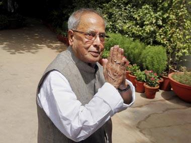 President Pranab Mukherjee congratulated ISRO scientists for the Mars Orbiter entering Red Planet orbit. AP