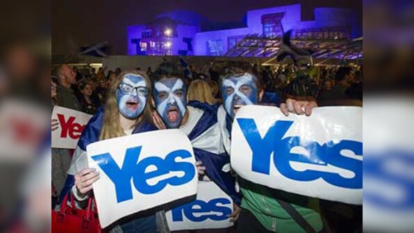 Evoking Obama, Scottish 'Yes' camp full of hope at last rally