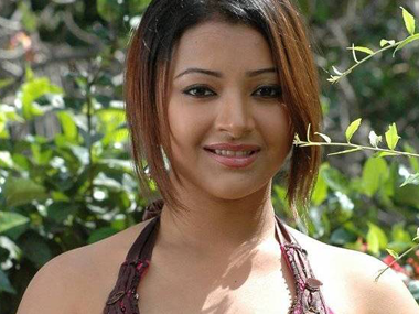 Hansal Mehta likely to offer Shweta Basu Prasad role in his film Hansal Mehta likely to offer Shweta Basu Prasad role in his film