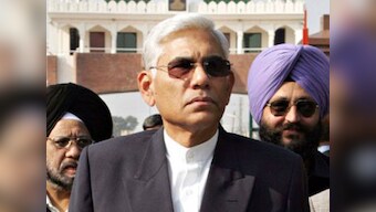 Manmohan insisted KG D6 CAG audit shouldn't hurt private sector, says Vinod Rai's book