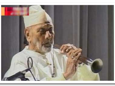 Controversy erupts over Ustad Bismillah's 'missing' shehnai Controversy erupts over Ustad Bismillah's 'missing' shehnai