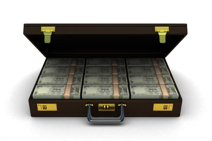 Saradha scam with Trinamool links may also have funded Bangla Islamists Saradha scam with Trinamool links may also have funded Bangla Islamists