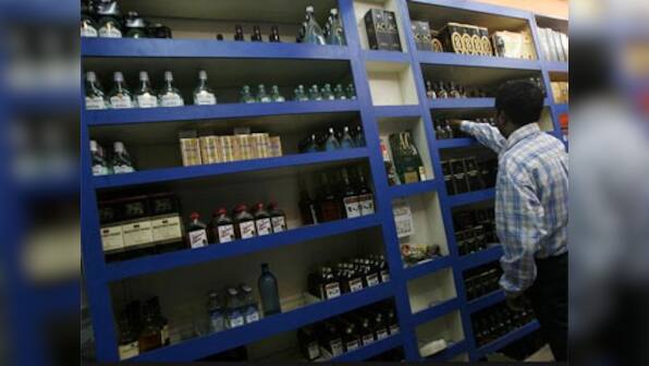 SC allows Kerala bar owners to serve liquor till 30 September