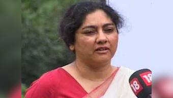 Dad should decide whether he wants to write an autobiography: Manmohan Singh's daughter
