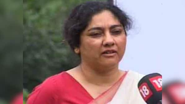 Dad should decide whether he wants to write an autobiography: Manmohan Singh's daughter
