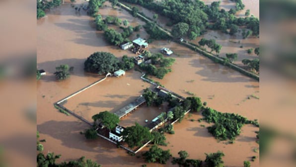 Tarun Gogoi visits flood-hit areas in Assam