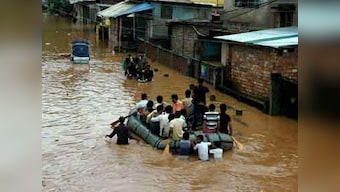 Gogoi accuses Centre of discrimination in flood help
