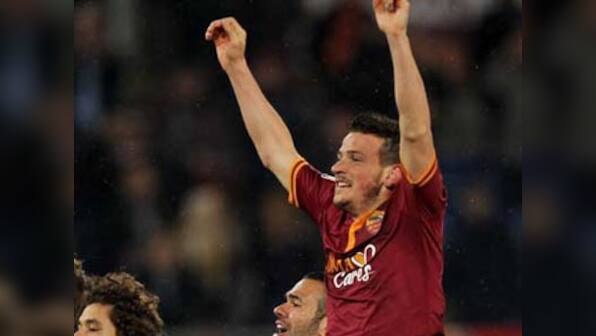 Roma striker Florenzi booked for hugging grandmom 