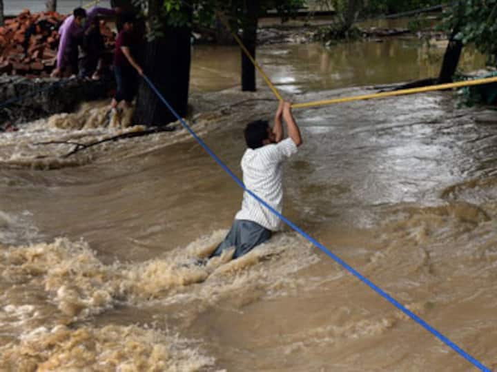 Centre asks J&K govt to post list of rescued people
