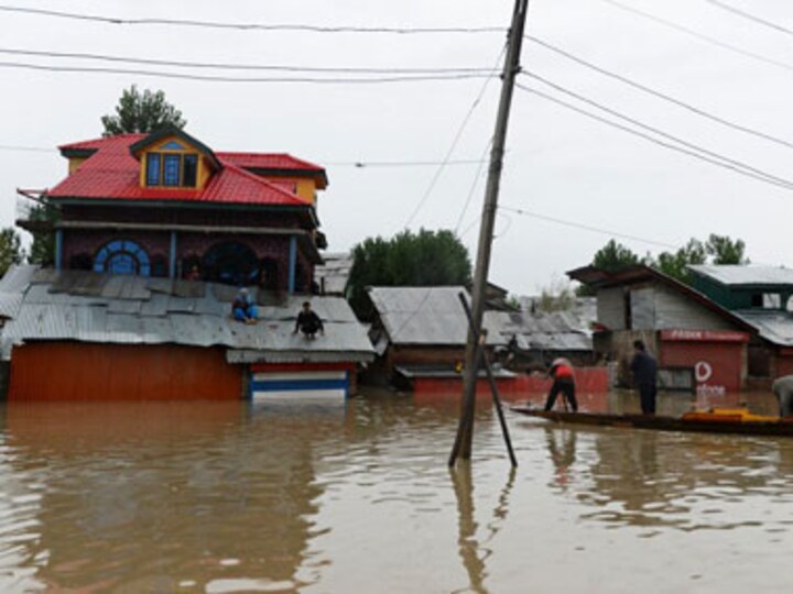 Jammu and Kashmir floods: Puducherry promises Rs 1 crore to state