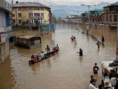 Over 1,84,000 rescued in flood-hit Kashmir, focus now on preventing diseases