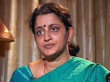Kavita Karkare, wife of former ATS chief killed in 26/11 attacks, passes away Kavita Karkare, wife of former ATS chief killed in 26/11 attacks, passes away