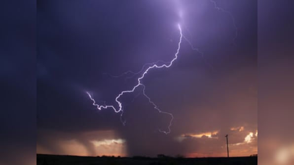 Lightning kills 9, including 3 farmers, in Telangana and Andhra Pradesh; thunderstorms likely to continue
