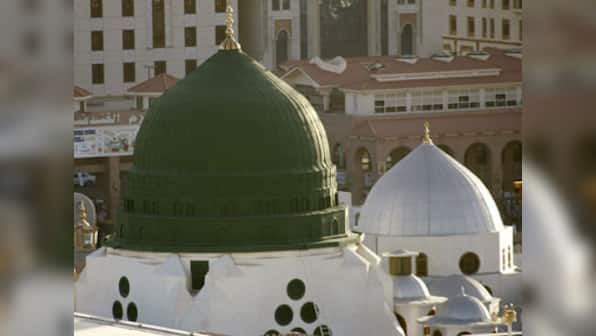 Proposal made to shift Prophet's tomb in Saudi, says report