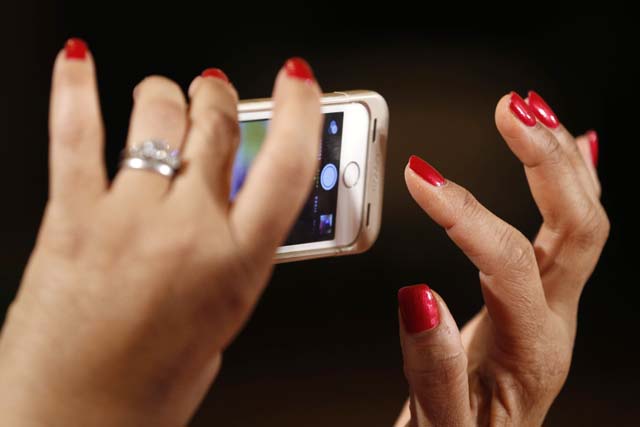 Doordarshan to be on your mobile phones from next year Doordarshan to be on your mobile phones from next year