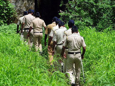 Cop killed in Amethi: Is the police too not safe in Uttar Pradesh? Cop killed in Amethi: Is the police too not safe in Uttar Pradesh?