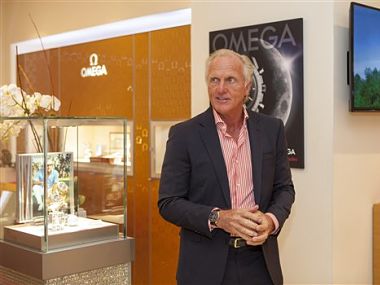 Greg Norman almost severs hand with chainsaw Greg Norman almost severs hand with chainsaw