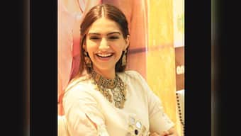 Sonam is beautiful and smart, want to collaborate with her : Tommy Hilfiger
