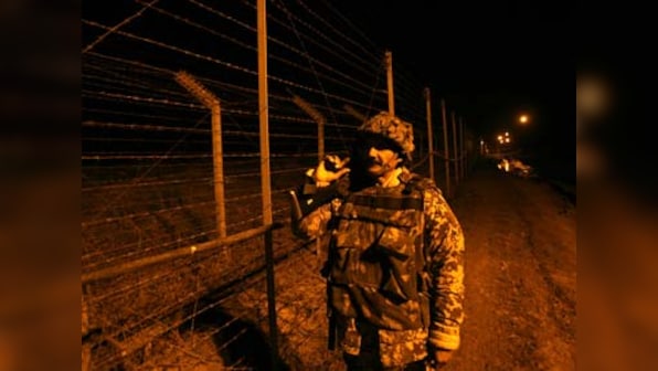 Pak troops targets forward posts in Jammu, violate ceasefire again