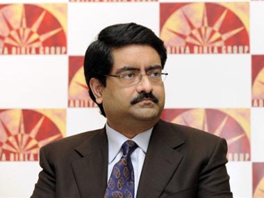 Telecom woes: Kumar Mangalam Birla holds another round of talks with telecom secretary Aruna Sundararajan Telecom woes: Kumar Mangalam Birla holds another round of talks with telecom secretary Aruna Sundararajan