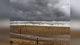 Cyclone Hudhud: Armed forces ready for rescue operations in AP, Odisha