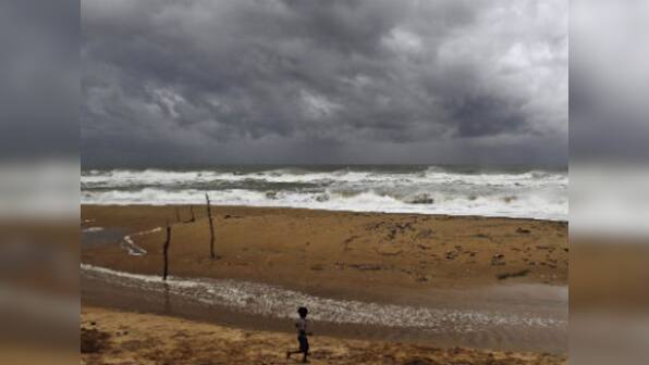 Cyclone Hudhud: Armed forces ready for rescue operations in AP, Odisha