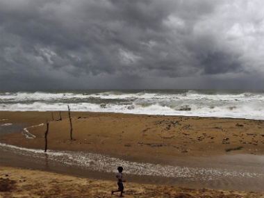Cyclone Hudhud: Armed forces ready for rescue operations in AP, Odisha Cyclone Hudhud: Armed forces ready for rescue operations in AP, Odisha