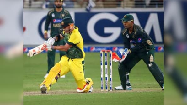 Warner, new bowlers lead Australia to crushing T20 win over Pakistan